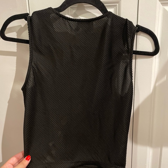 Princess Polly Black Textured Crop Top - Picture 5 of 5